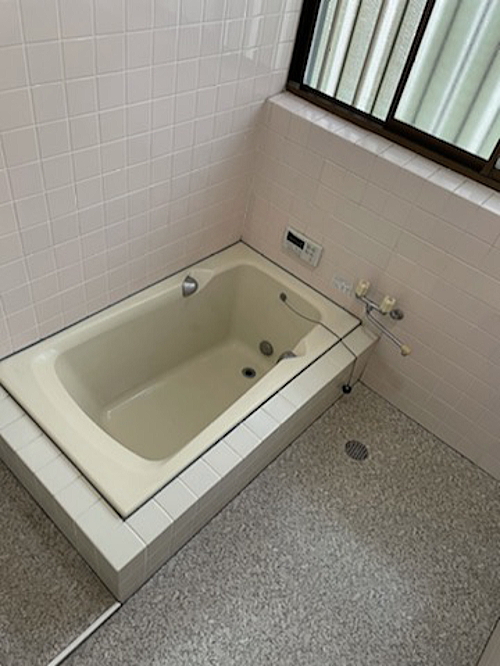 戸建従来浴室タイルリフォーム熊本県南区施工前1